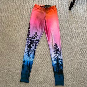🎀2/$30🎀 BLACKMILK AURORA SKYE NEON PURPLE LEGGINGS